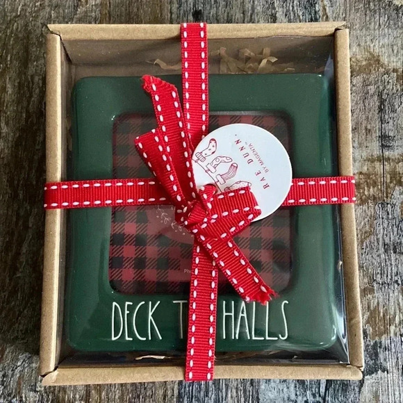 RAE DUNN| ‘Deck The Halls’- Christmas Tree 🎄 Frame ornament - Picture 1 of 1